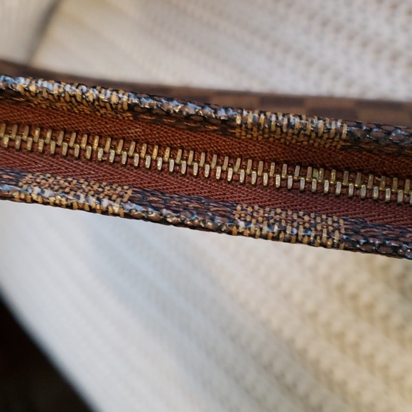 AUTHENTIC ⭐️⭐️⭐️Louis Vuitton - Picture 6 of 6